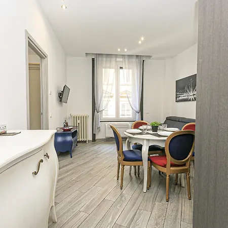 Dclass Acquario Chocolate Apartmán Janov