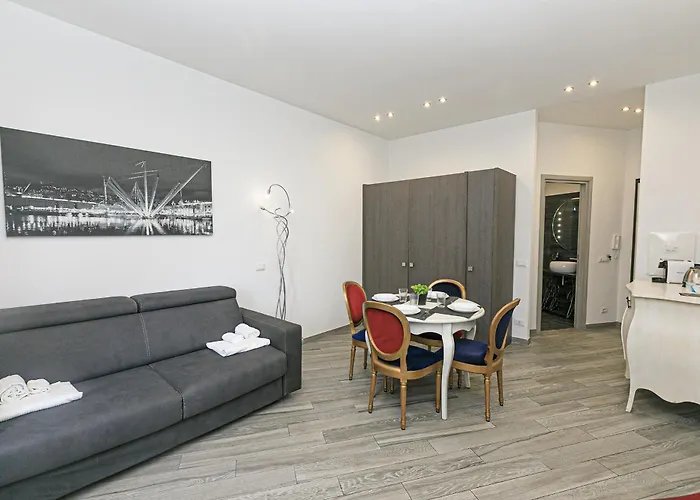 Apartamento Dclass Acquario Chocolate