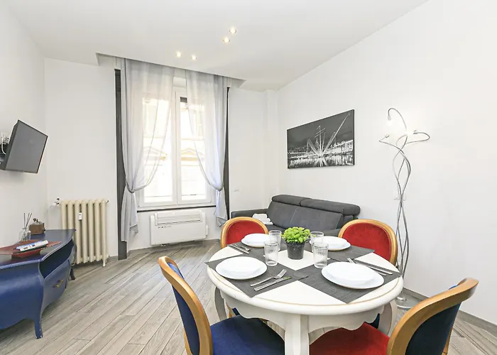 Dclass Acquario Chocolate Apartamento