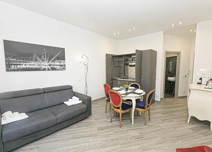 Dclass Acquario Chocolate Apartamento Génova