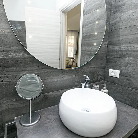 Apartment Dclass Acquario Chocolate Genoa