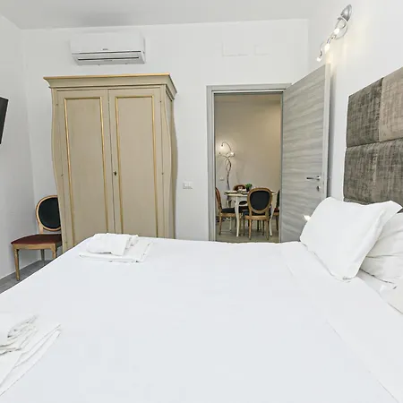 Dclass Acquario Chocolate Apartment Genoa